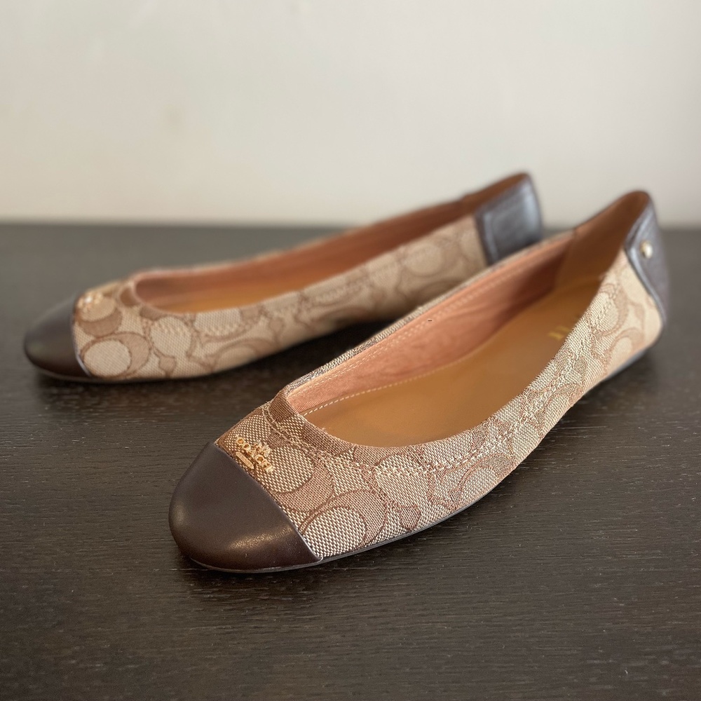 Coach Chelsea Slip-on Flat shoes, size 8.5, NEW